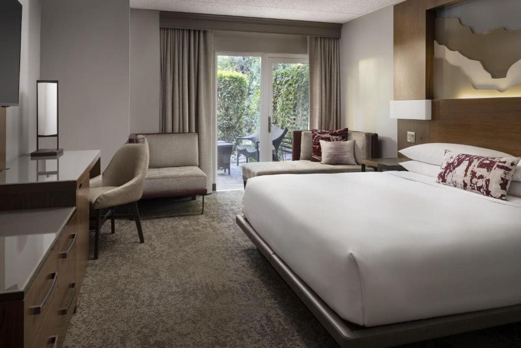 Suite room - Image 2