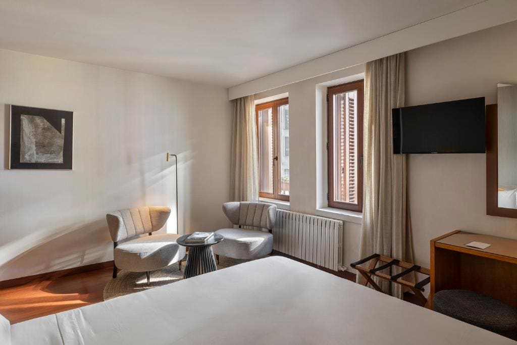 Superior Double Room room - Image 3