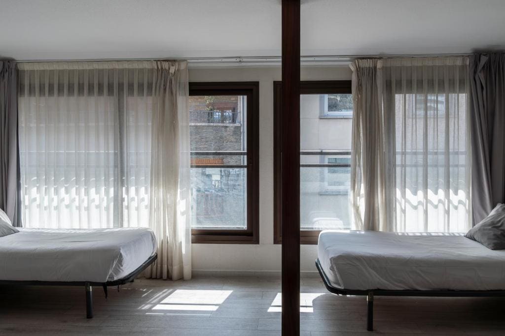 Standard Quadruple Room room - Image 1