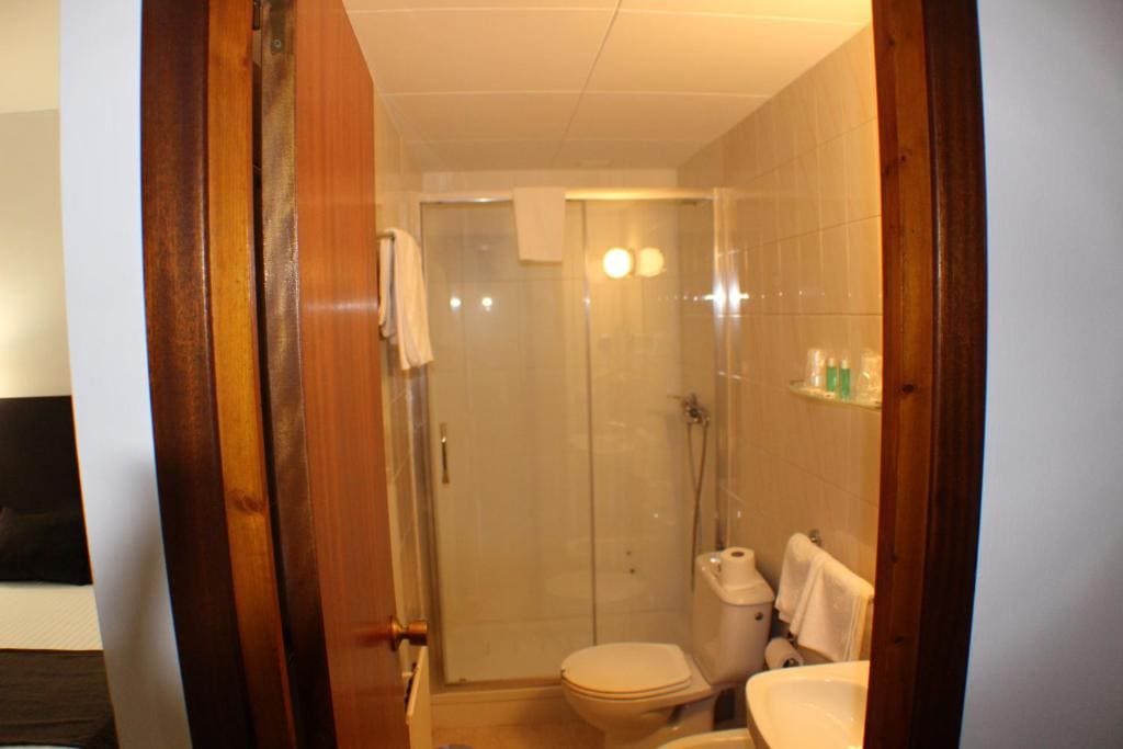 Standard Double Room room - Image 2