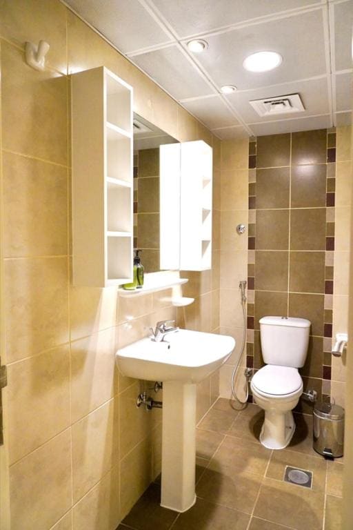 One-Bedroom room - Image 3