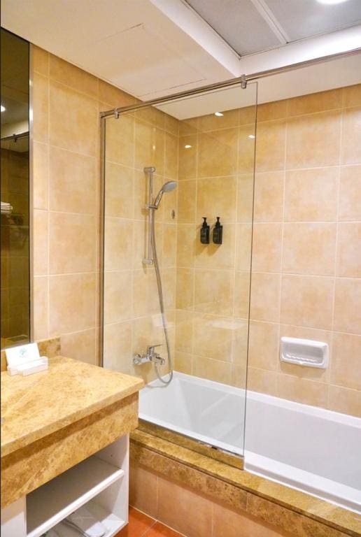 Two-Bedroom room - Image 2