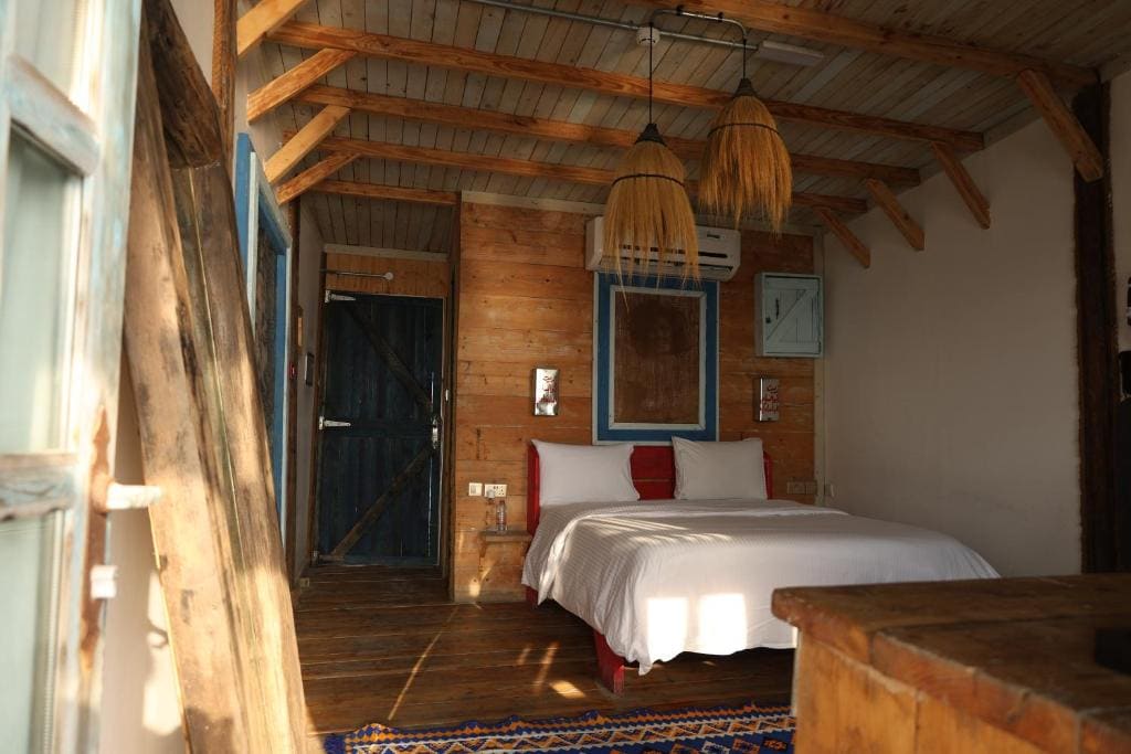 Double Room with Balcony and Sea View room - Image 1