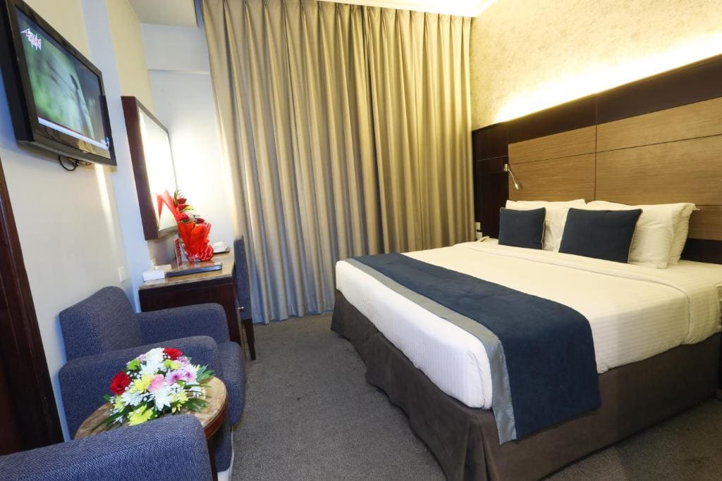 Standard King Room room - Image 2