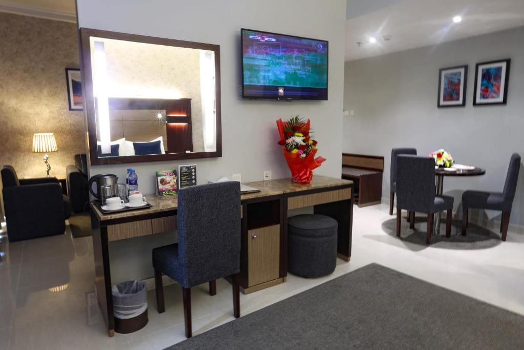 Suite room - Image 2
