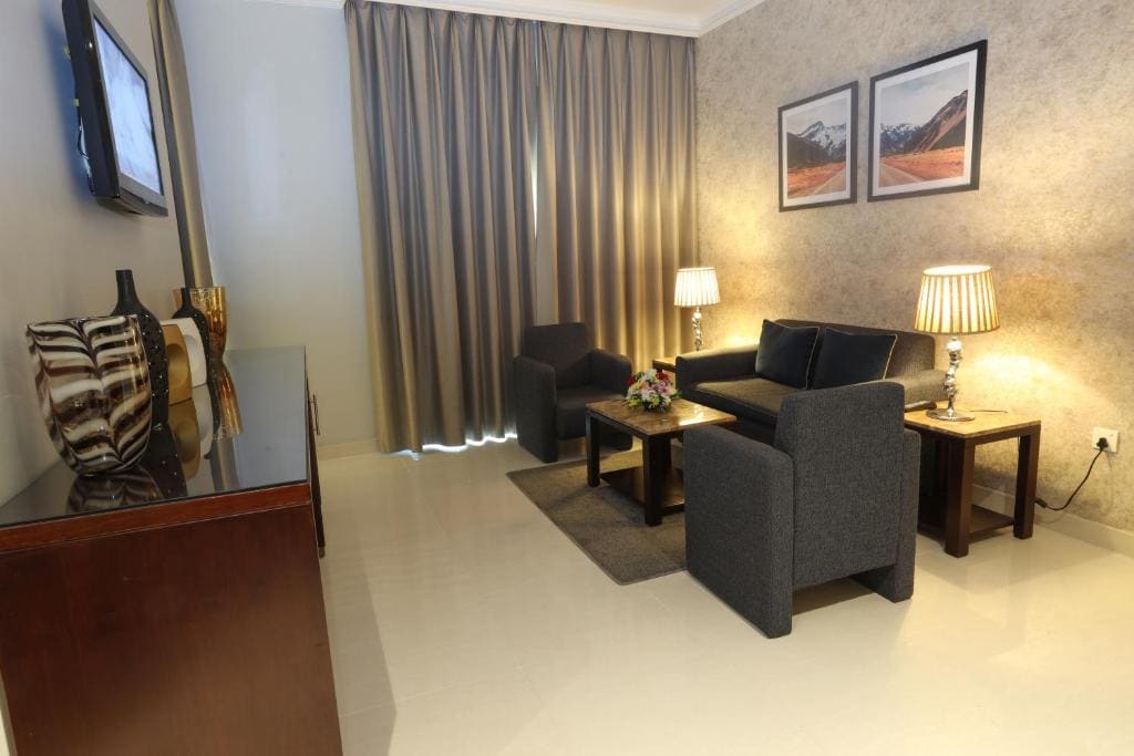 Suite room - Image 3