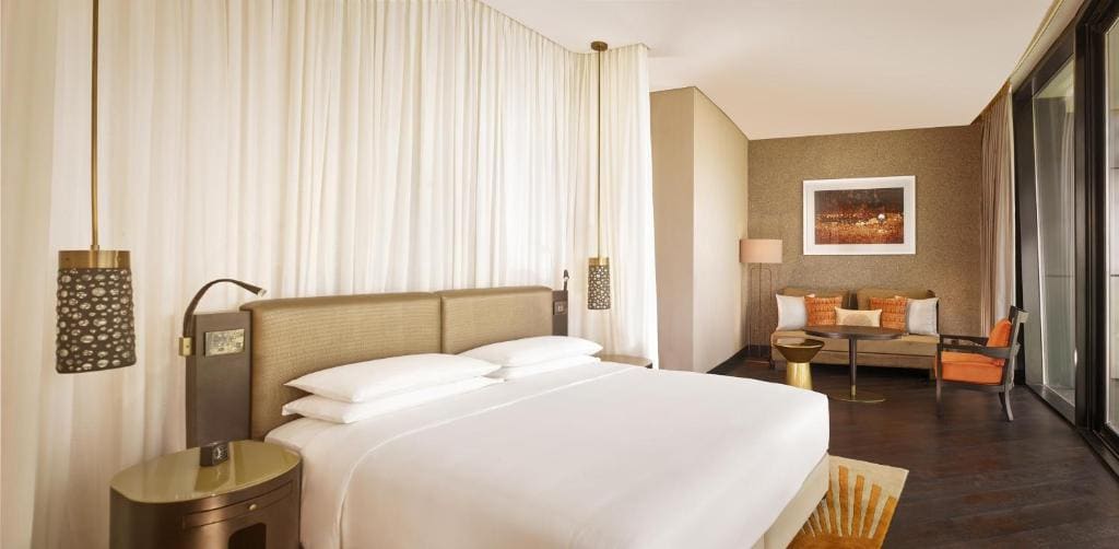 Deluxe King Room with Balcony room - Image 1