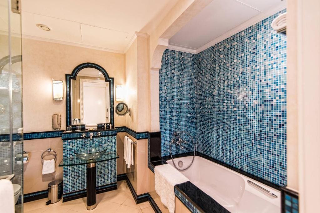 Tower Partial Sea View Room – Spacious Stay with Private Beach Access, Staycation Offer - 50% discount on SPA, 30% Discount on laundry. Applicable for stays until 14/09/2026 room - Image 1