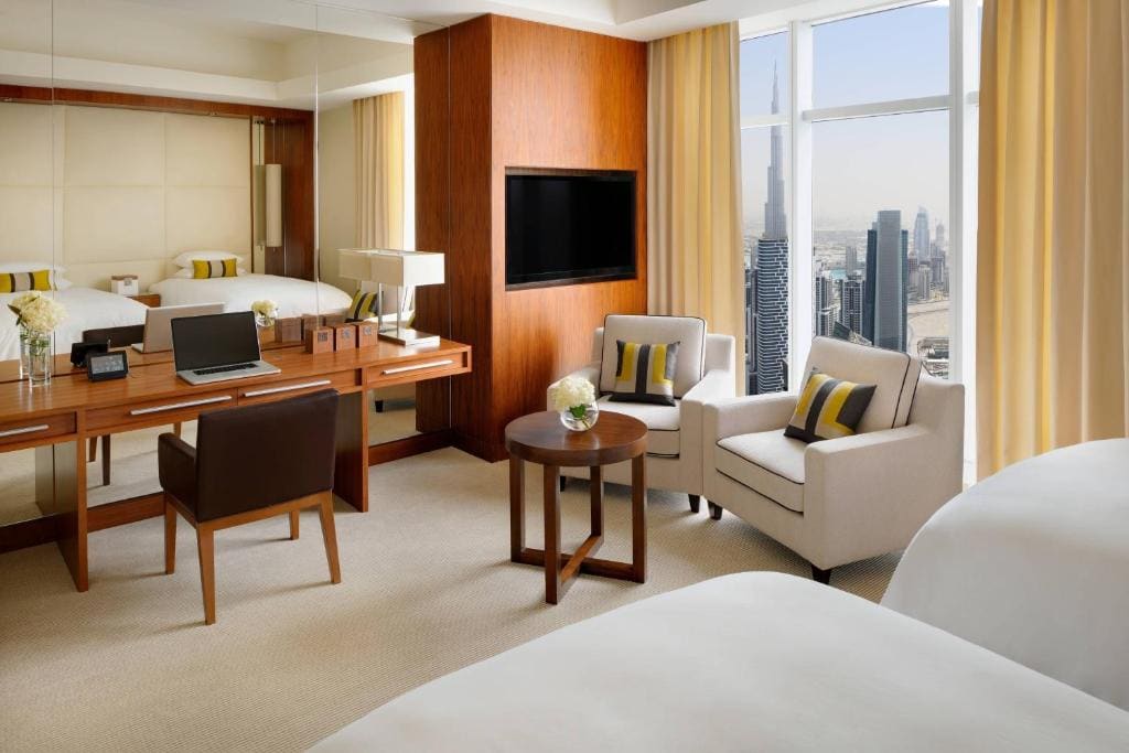 Deluxe Twin Room with Sea View room - Image 2