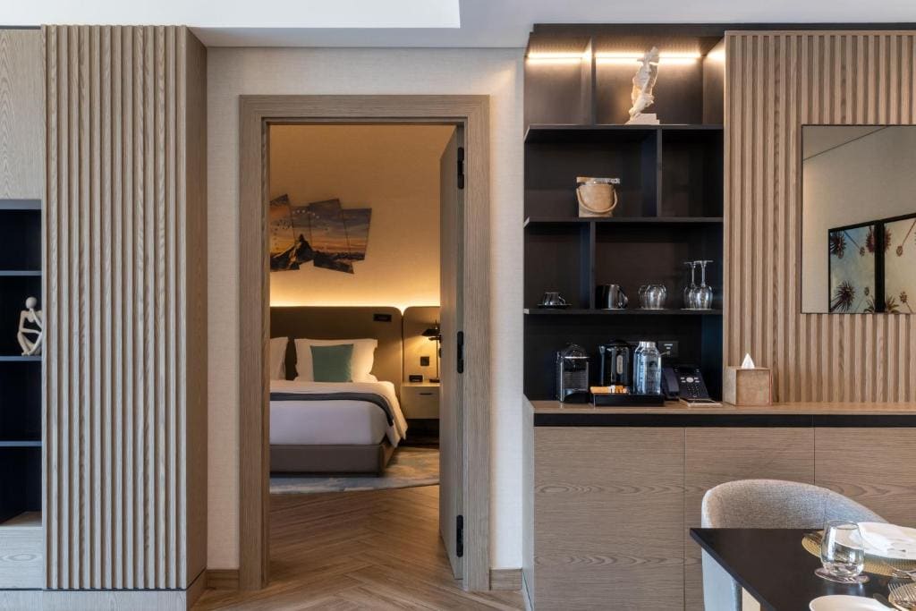 Blockbuster Suite room - Image 2