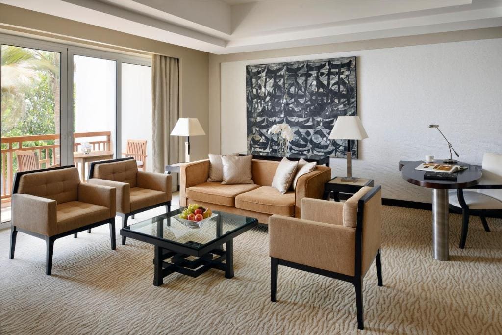 Executive Suite room - Image 1