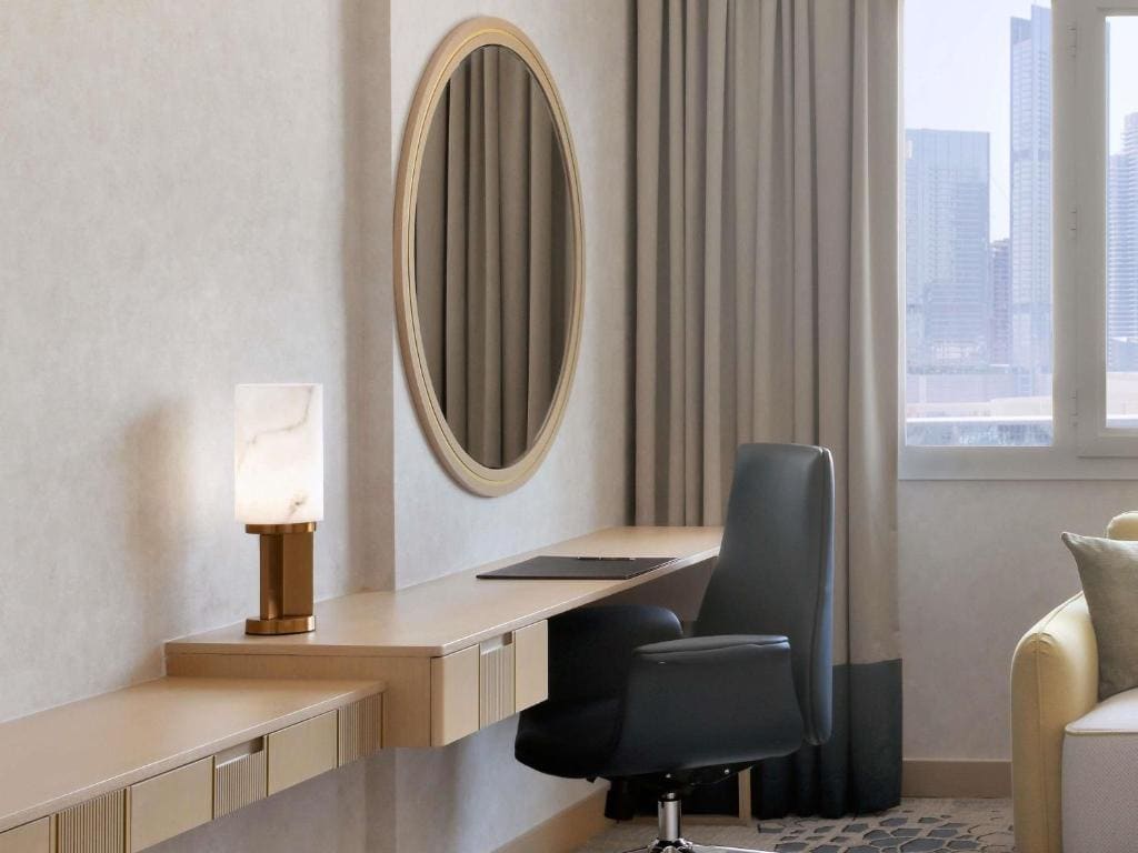 Swiss Executive King Room room - Image 1