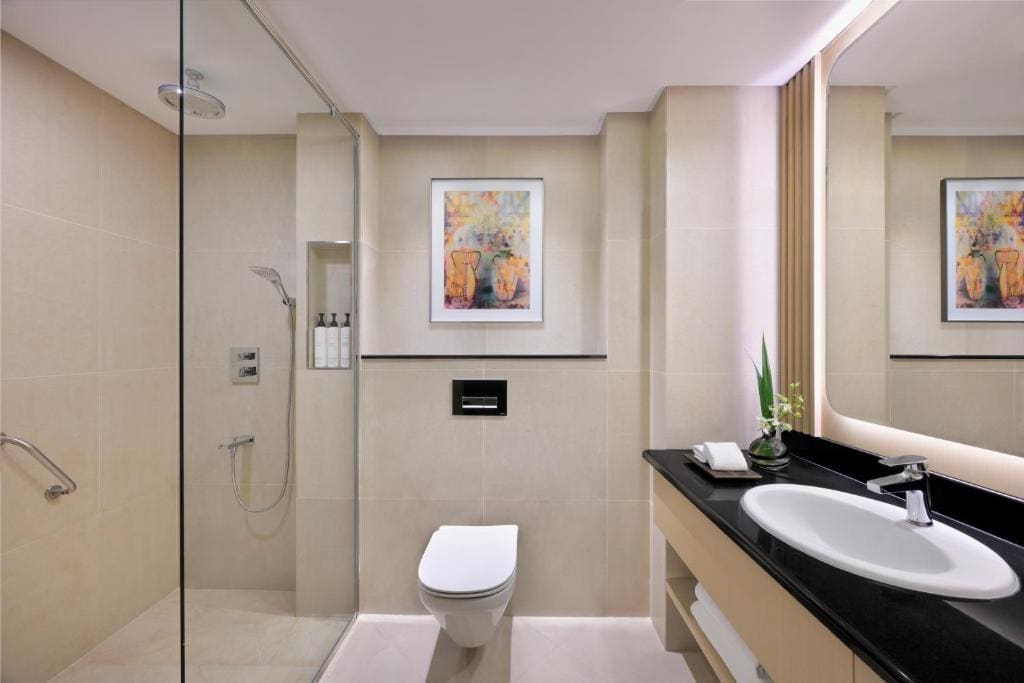 Swiss Executive Twin Room room - Image 3