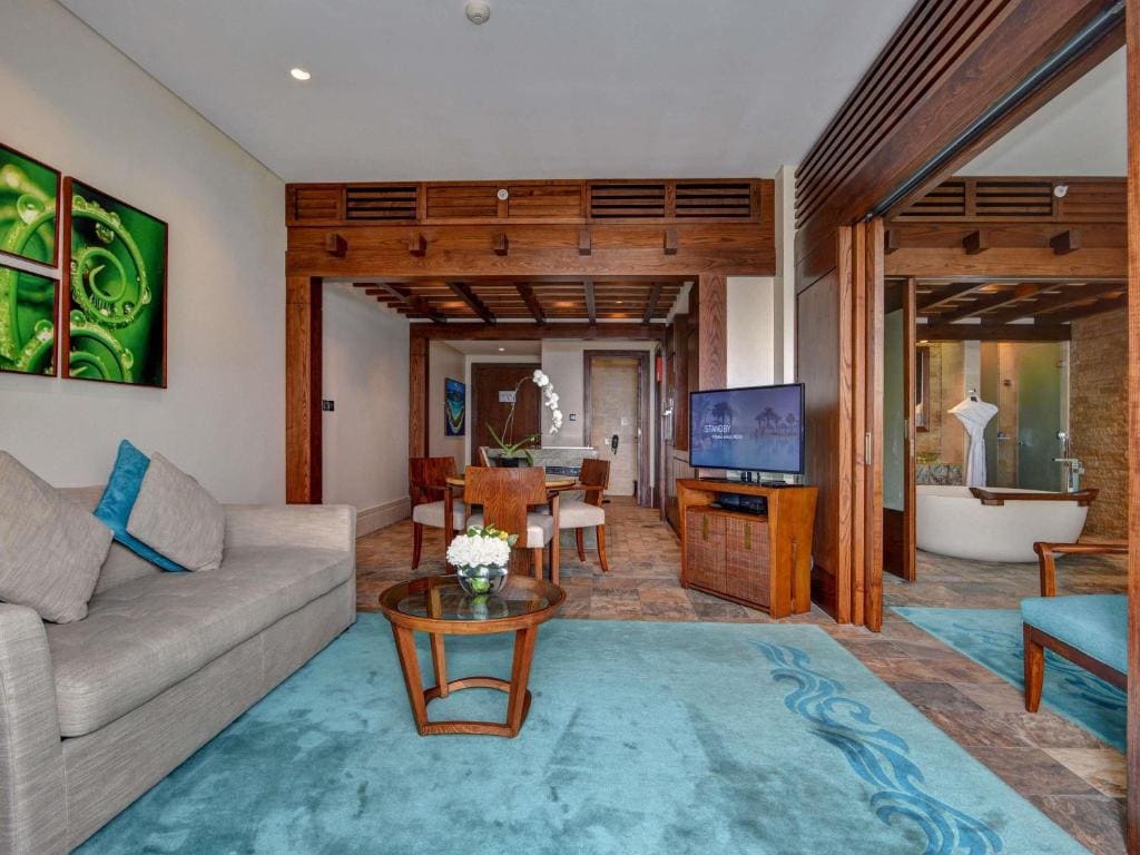 One Bedroom Resort View room - Image 3