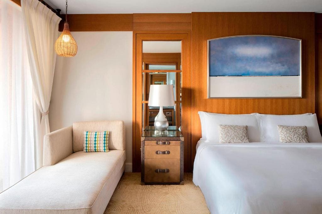 Premium Sea view Room, Guest room, 1 King, Sofa bed, Balcony room - Image 2