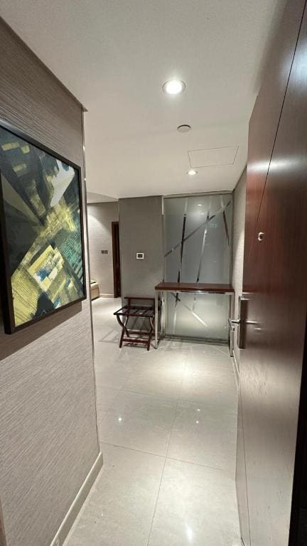Deluxe Suite room - Image 3