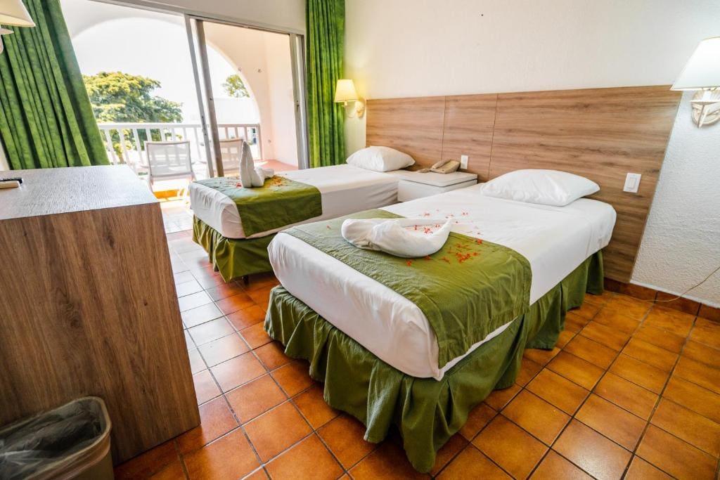 Standard Twin Room room - Image 2