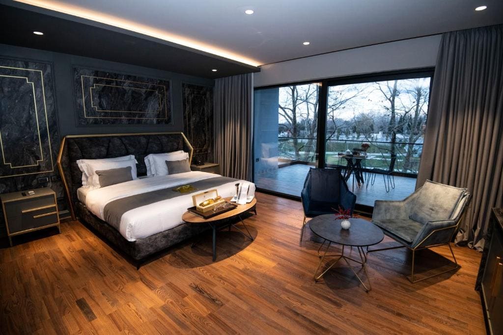 Deluxe Double Room room - Image 1