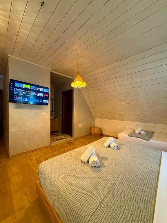 Quadruple Room room - Image 1