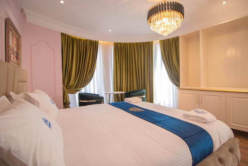 Suite room - Image 3