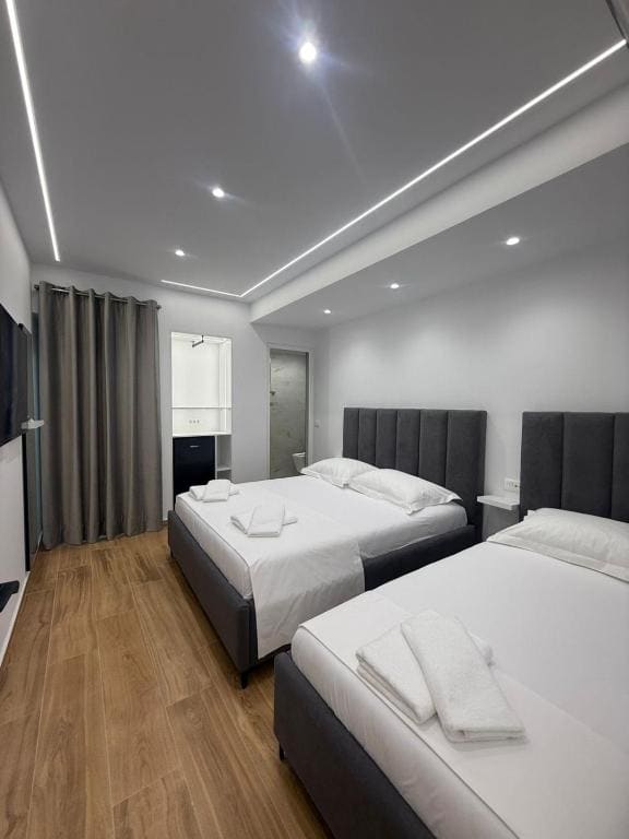 Double Room room - Image 2