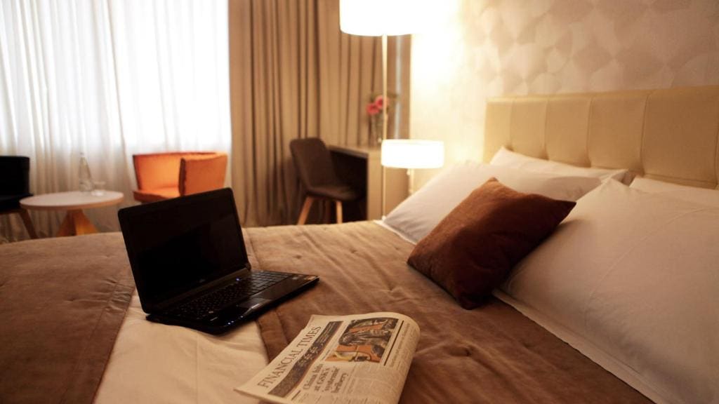 Deluxe Double Room with Extra Bed room - Image 3