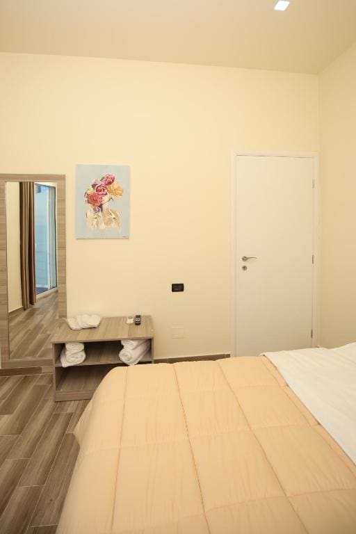Two-Bedroom Family Room with Balcony and Sea View room - Image 2