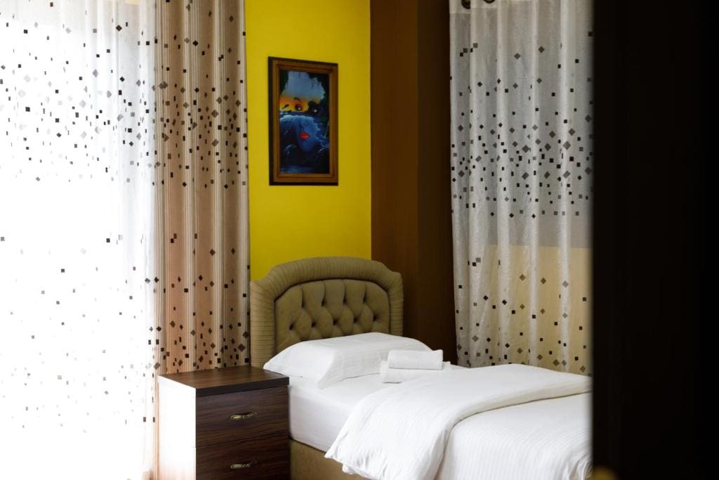 Double or Twin Room with Balcony room - Image 2