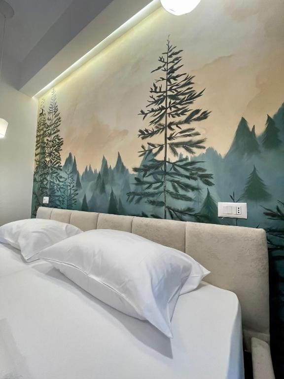 Deluxe Family Room room - Image 2