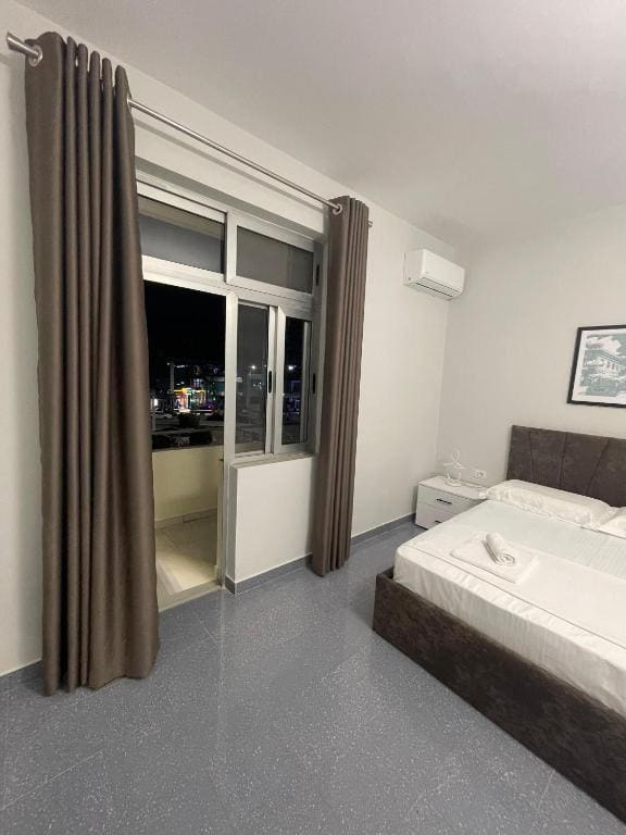 Triple Room with Balcony room - Image 2