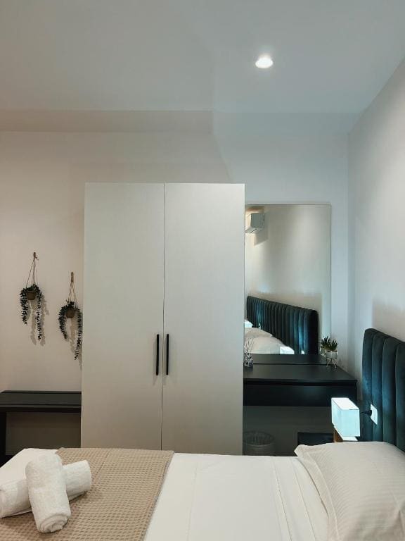 Comfort Triple Room room - Image 2