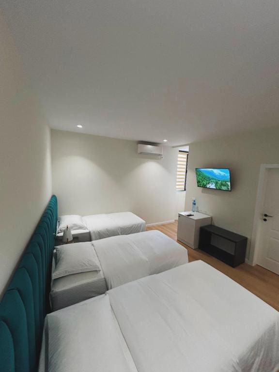 Triple Room with Garden View room - Image 3