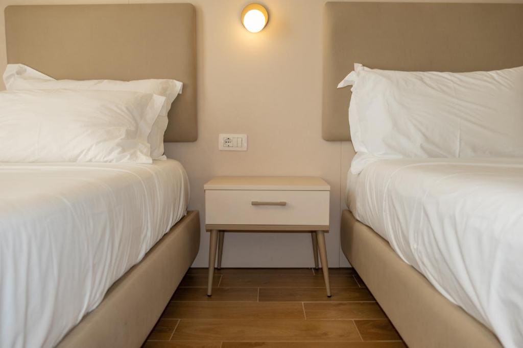 Superior Double Room room - Image 3