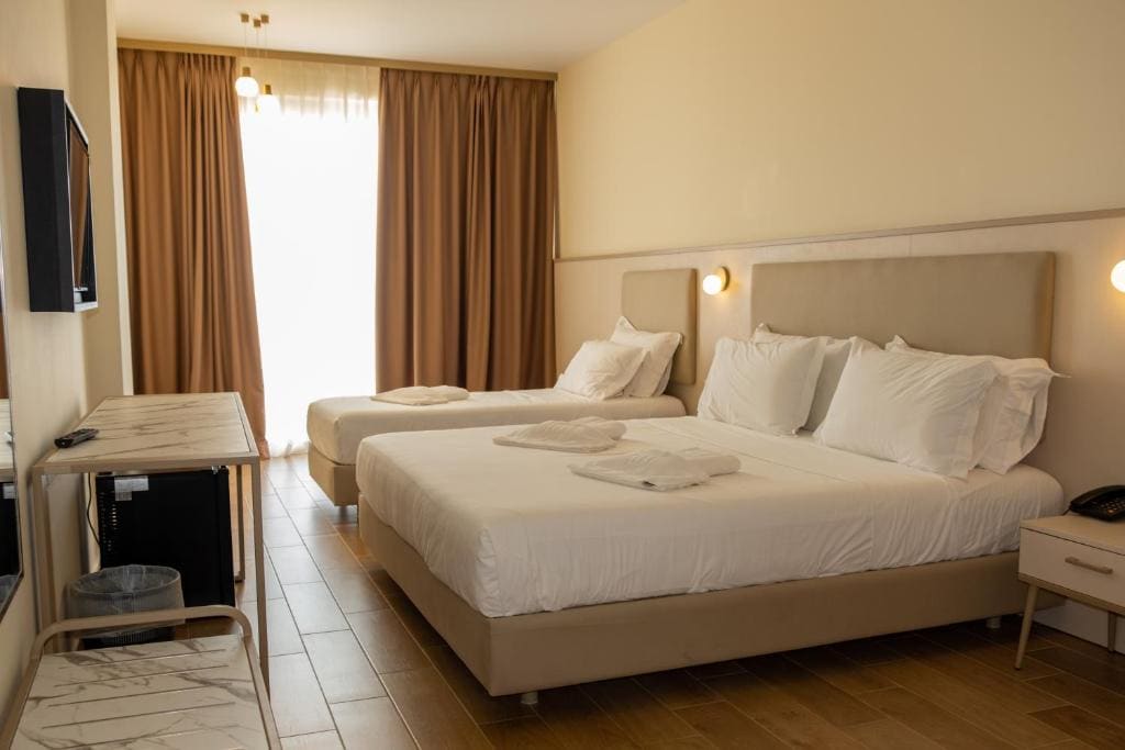 Superior Double Room room - Image 1