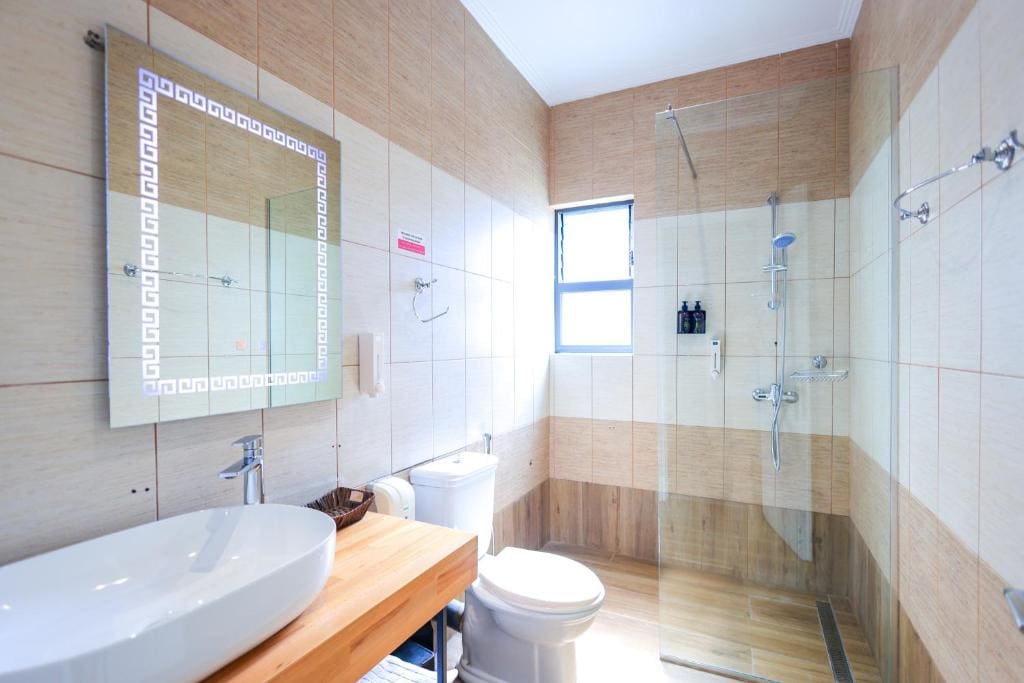 Superior Double Room with Balcony and Sea View room - Image 1