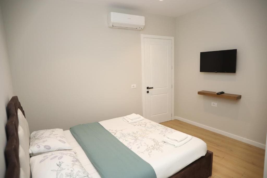 Apartment with Terrace room - Image 1