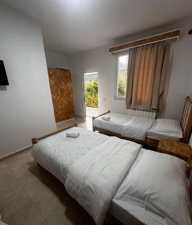 Standard Triple Room with Balcony room - Image 1