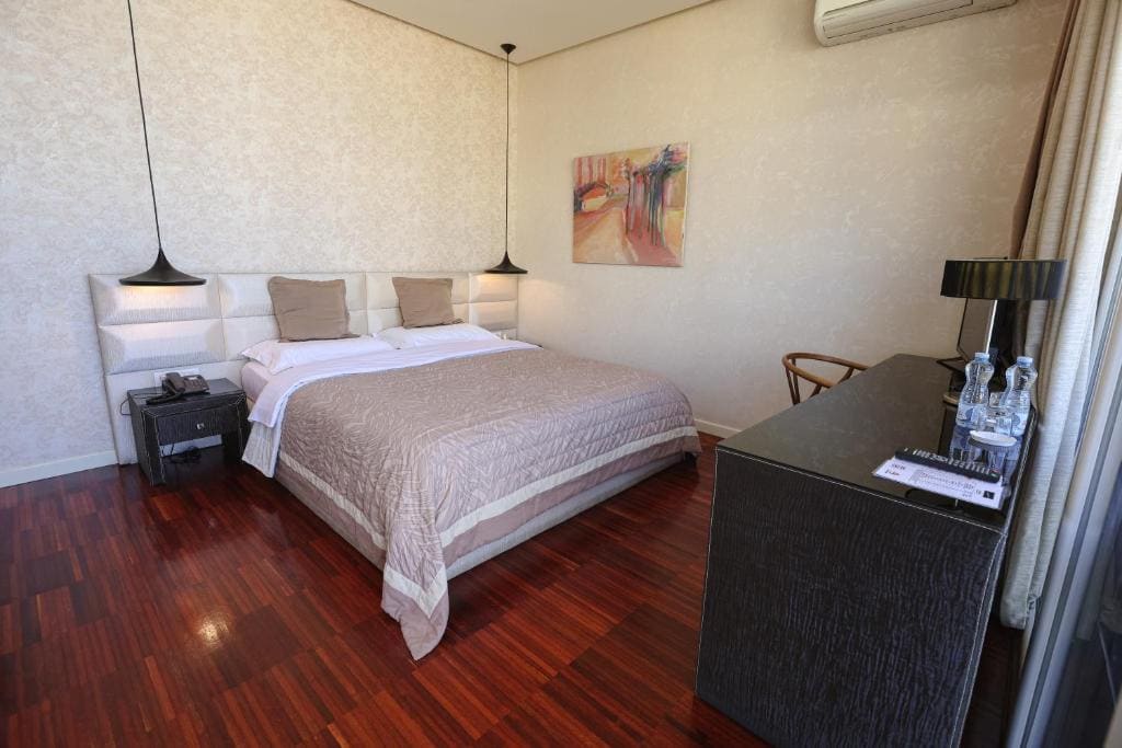 Deluxe Double Room with Balcony room - Image 1