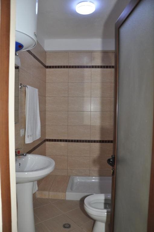 Twin Room room - Image 3