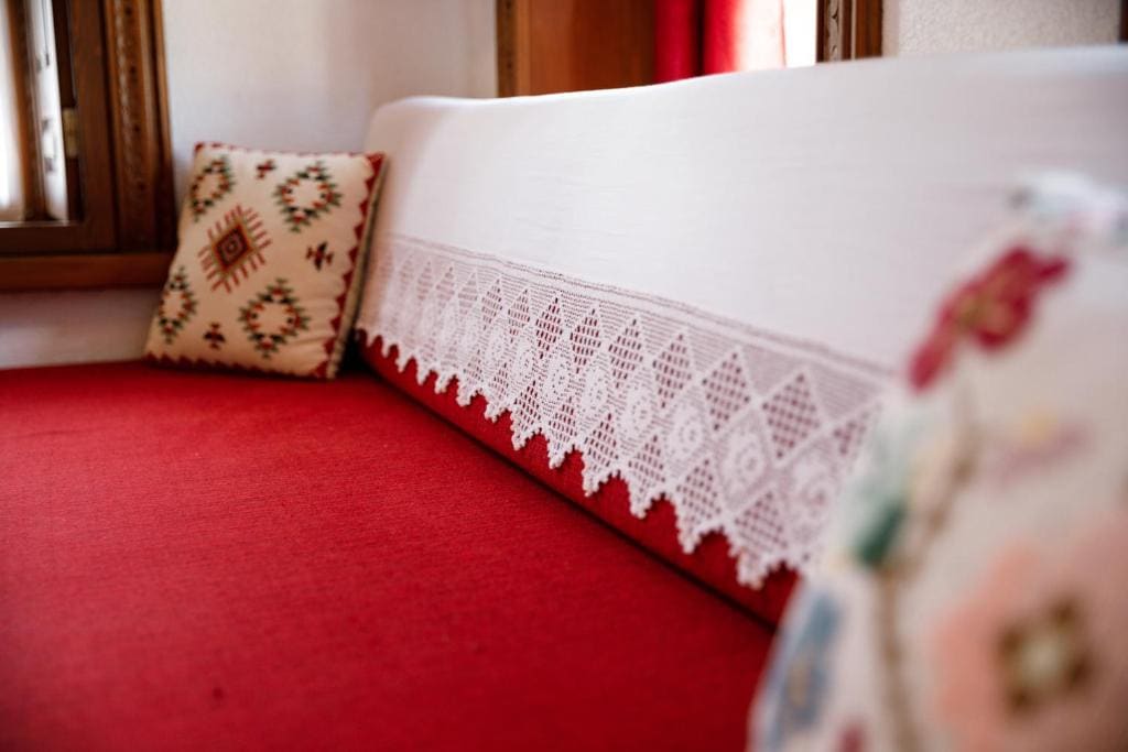 Deluxe Twin Room room - Image 1