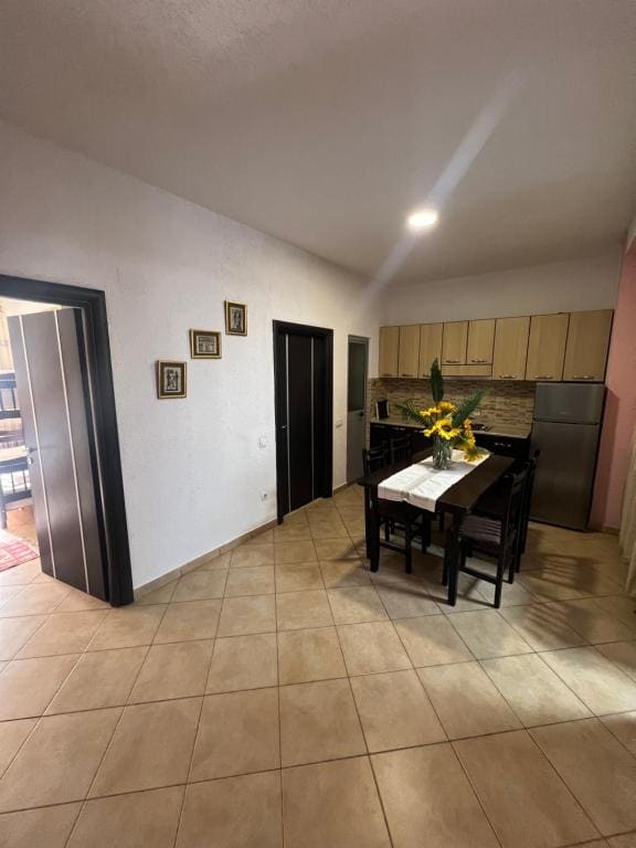 Apartment room - Image 3