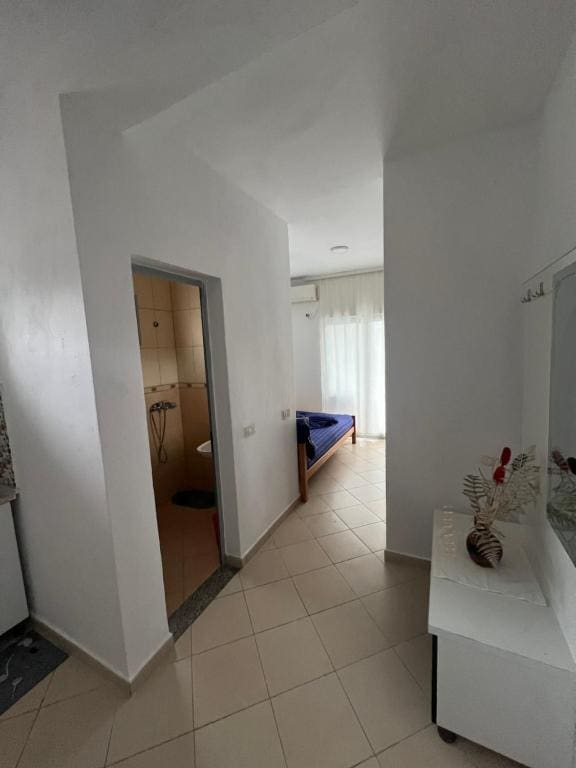 Standard Family Room room - Image 3