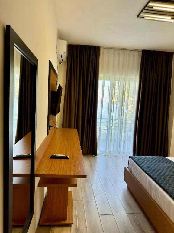Standard Double Room room - Image 3