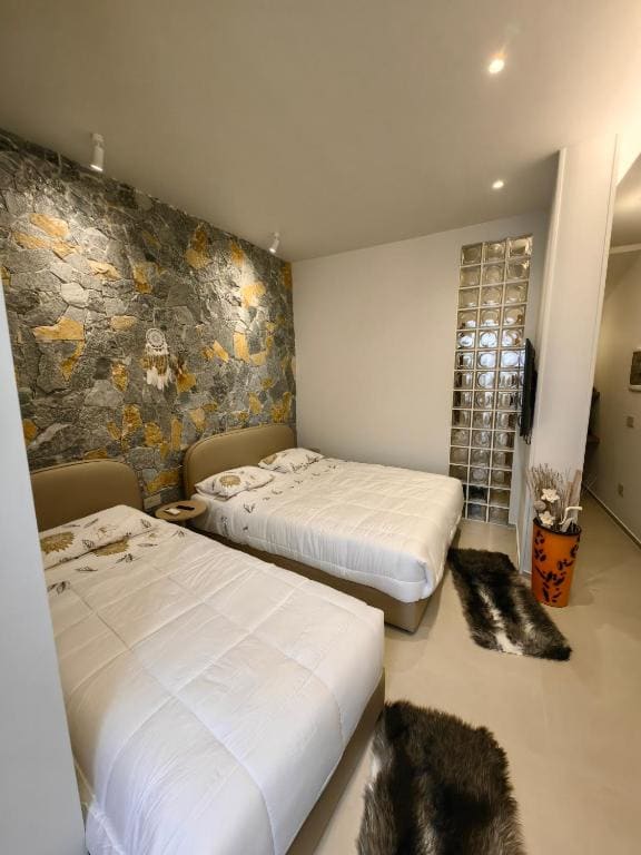 Apartment - Ground Floor room - Image 1