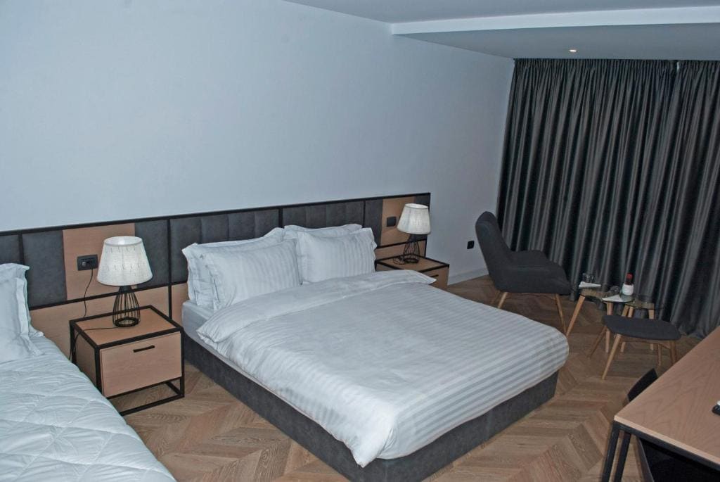 Deluxe Triple Room room - Image 3