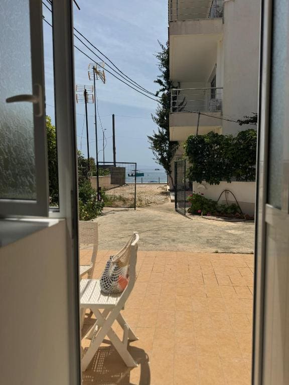 Deluxe Double Room with Sea View room - Image 1