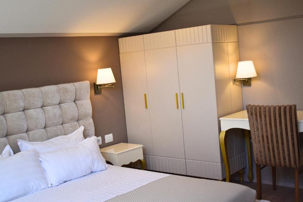 Budget Double Room room - Image 3