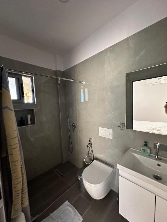 Deluxe Double Room with Balcony room - Image 2