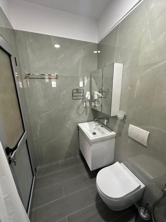 Deluxe Double Room with Castle View room - Image 2