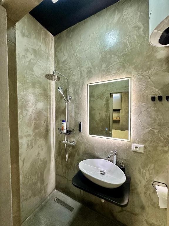 Basic Triple Room room - Image 3